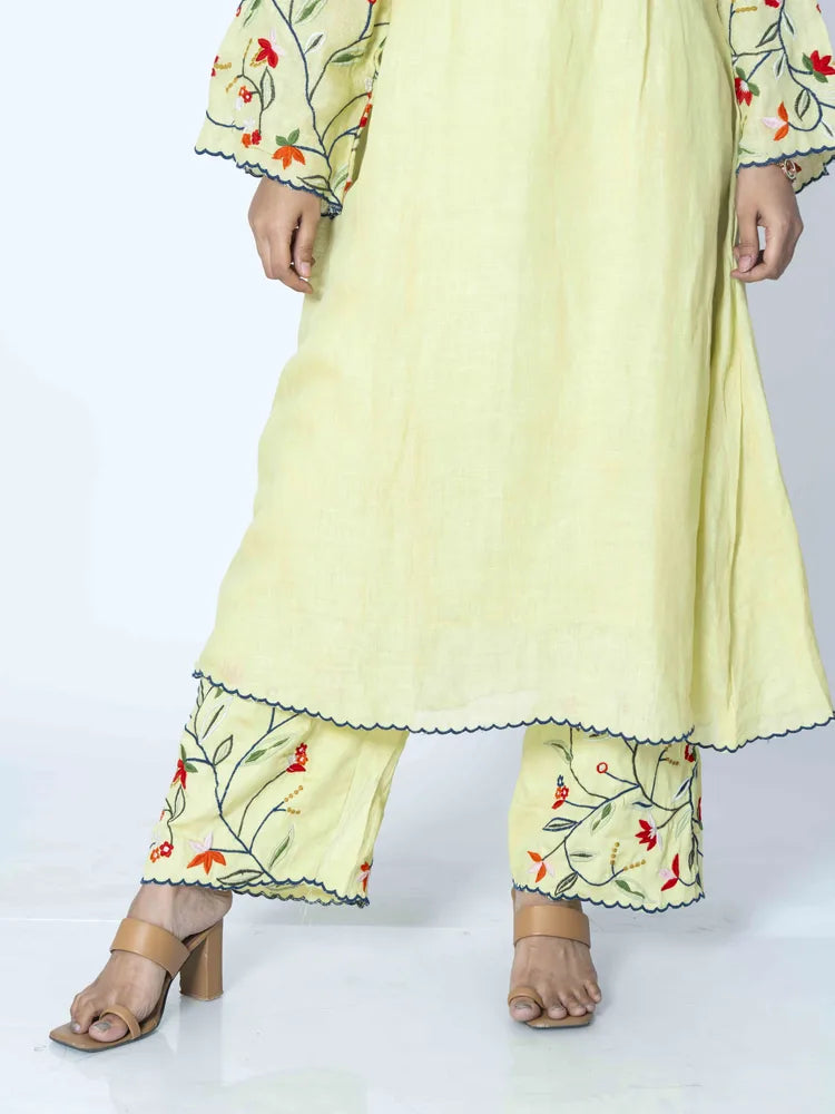 Luxe Green: Parrot Green Muslin Co-Ord Set