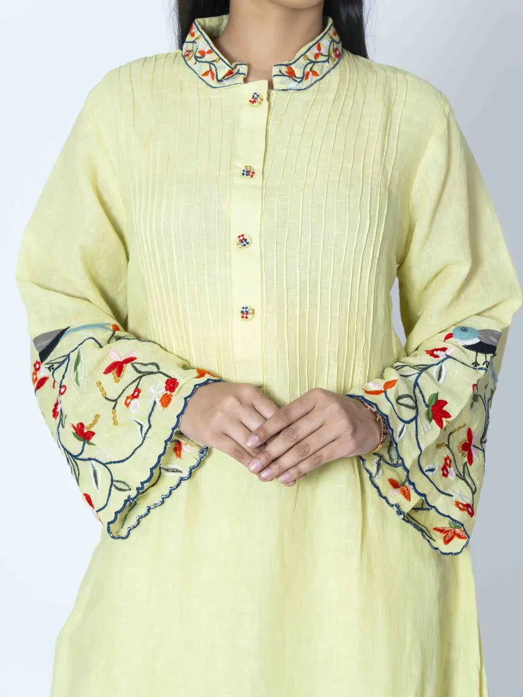 Luxe Green: Parrot Green Muslin Co-Ord Set