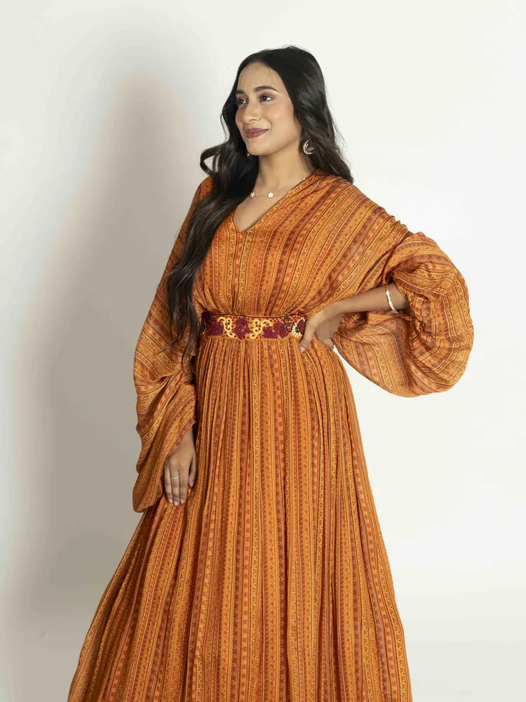 Sunset Bloom – One Piece with Belt in Orange