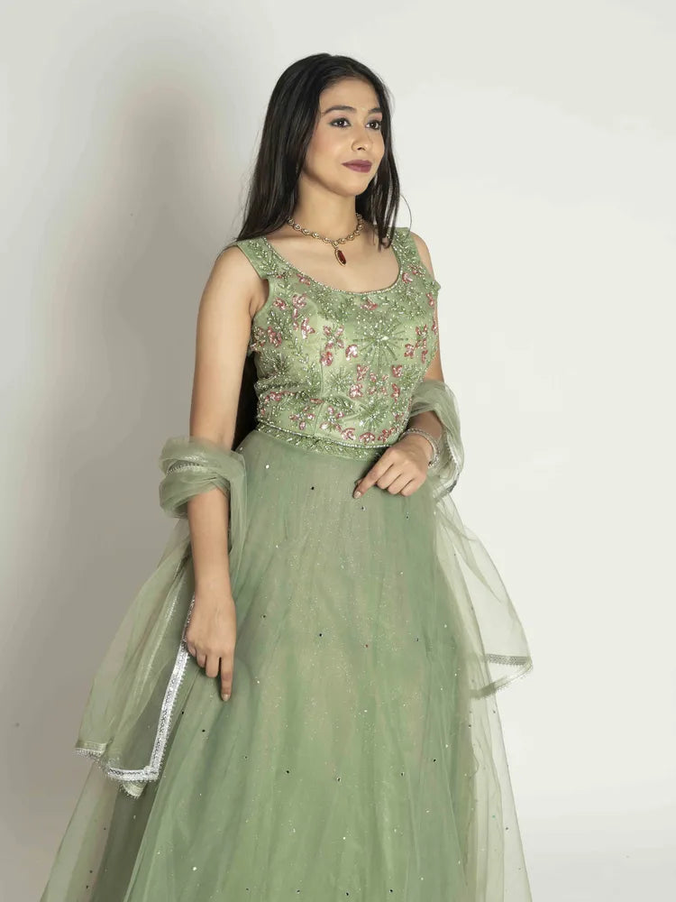 Mehndi Dream Crop Top, Skirt & Dupatta